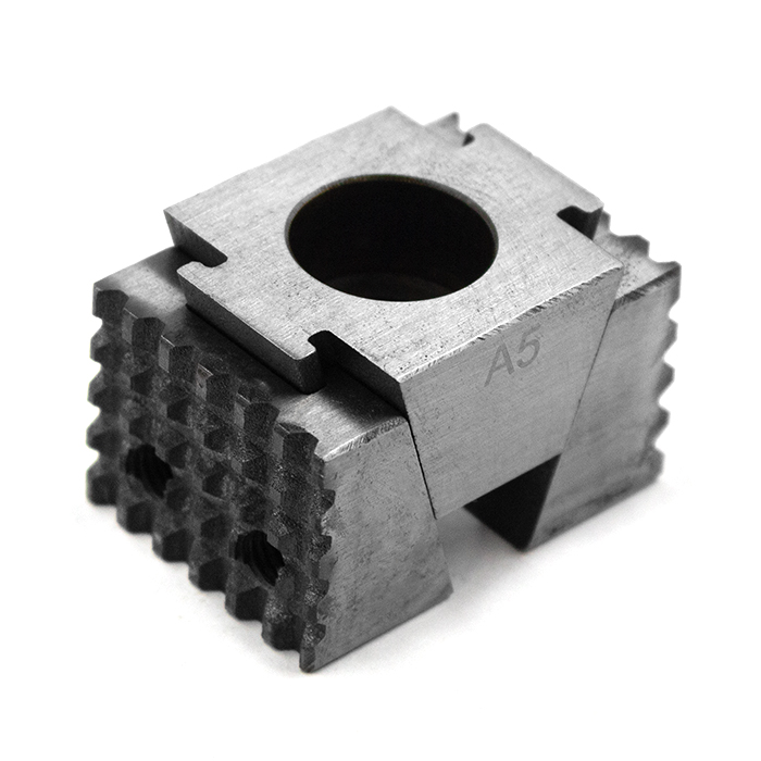 Прижим пружинный M8 зуб